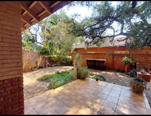 4 BEDROOM FREESTANDING FOR SALE IN CHROOMPARK